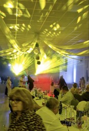 Oslava päťdesiatka sa konala 7.3.2026 v obci Vinodol Kultúrny Dom v okrese Nové Zámky. Na oslave hral DJ MARK - dj na oslavy v okrese Nové Zámky a okolie - NZ